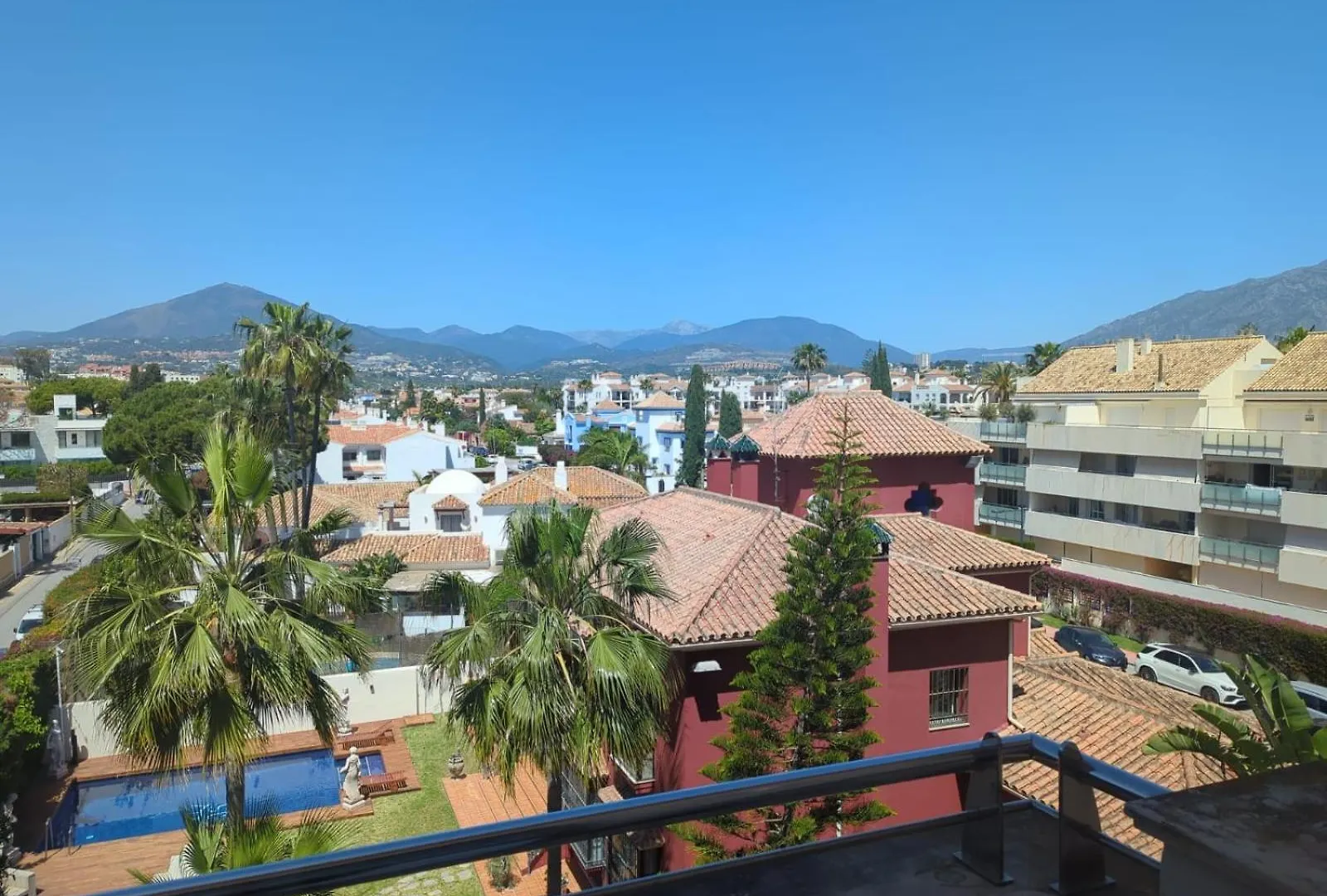 Seafront Duplex Penthouse Apartment Marbella